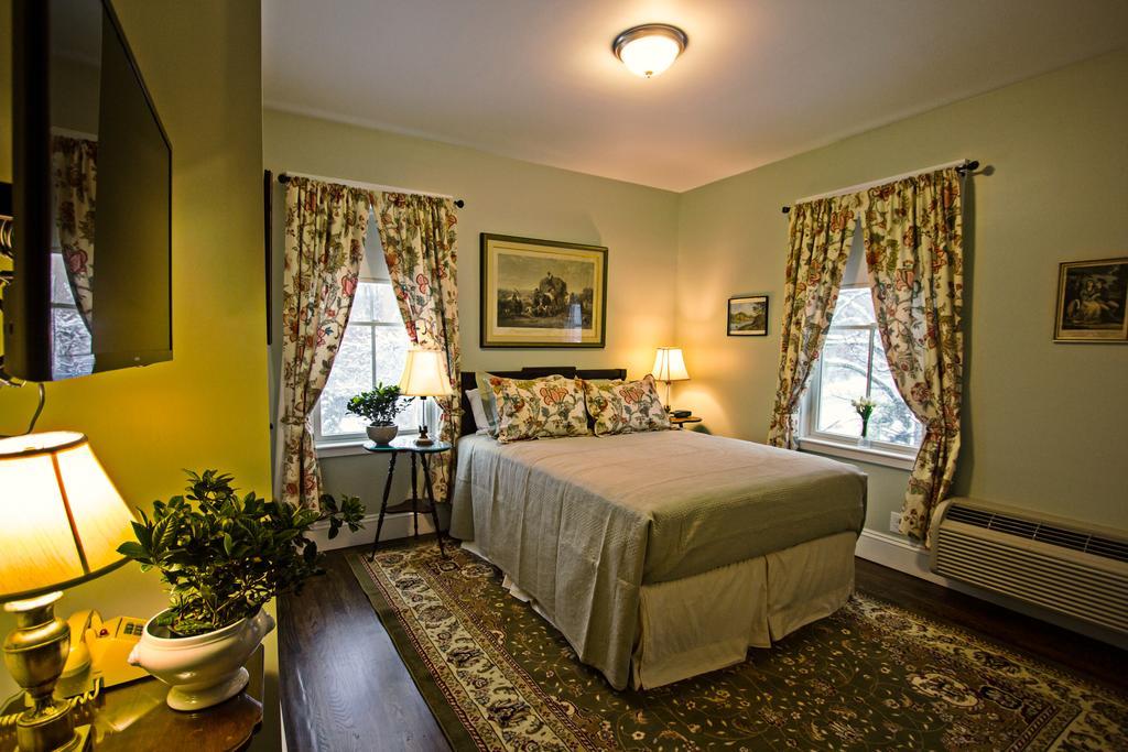 Samuel Sewall Inn Brookline Exterior photo