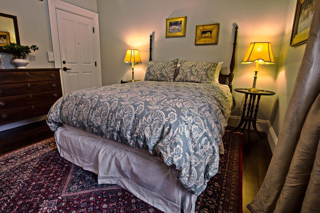 Samuel Sewall Inn Brookline Exterior photo